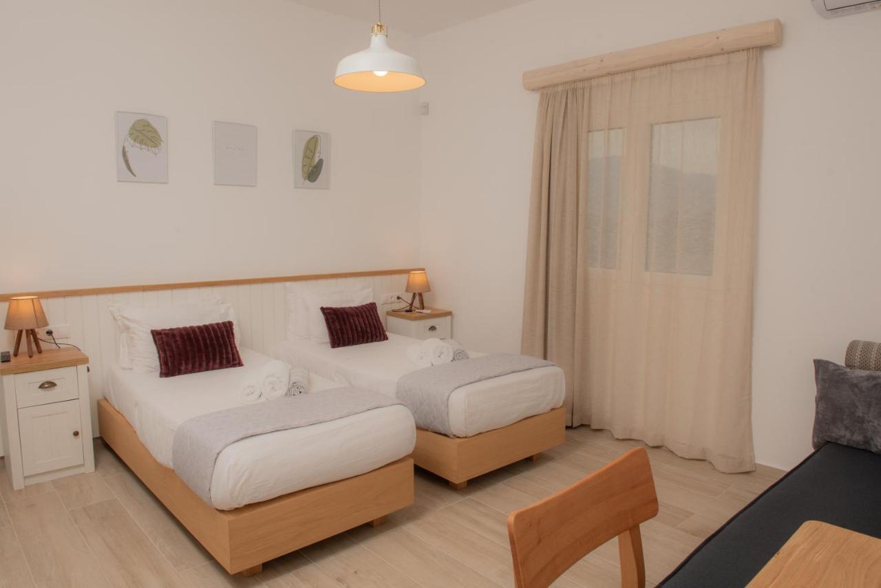 Villa Pnoe Seaside 칼라마키 외부 사진