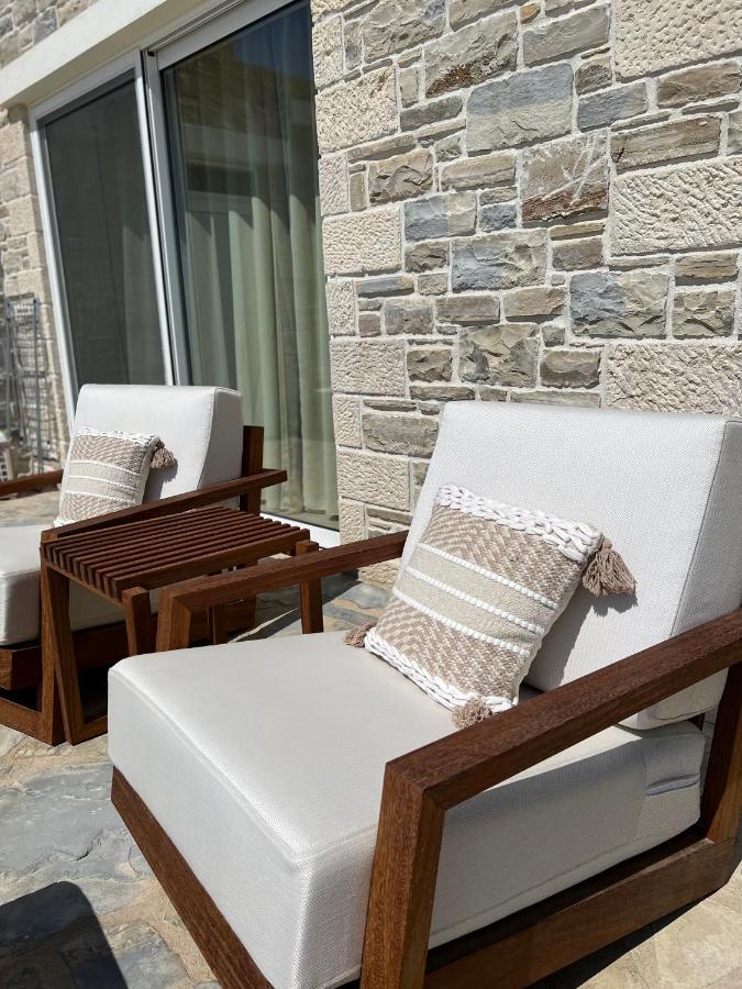 Villa Pnoe Seaside 칼라마키 외부 사진